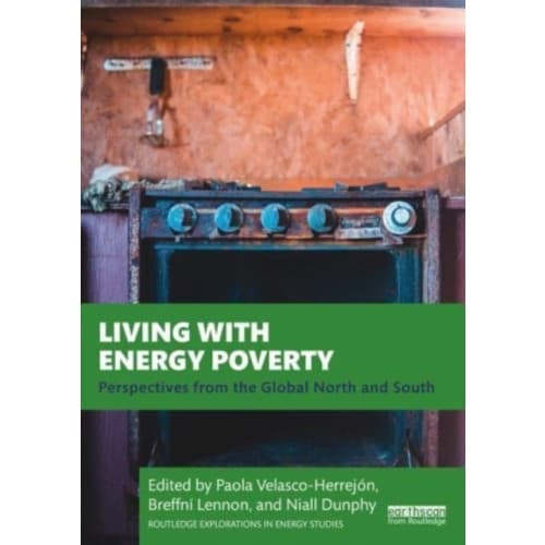 Living with Energy Poverty (häftad, eng)