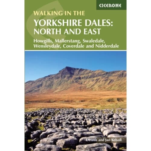 Walking in the Yorkshire Dales: North and East (häftad, eng)