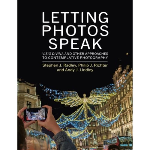 Letting Photos Speak (häftad, eng)