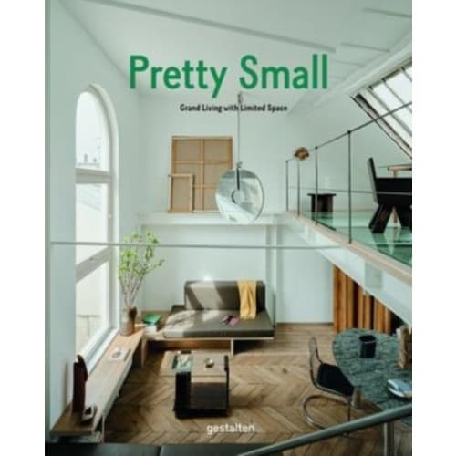 Pretty Small (inbunden, eng)