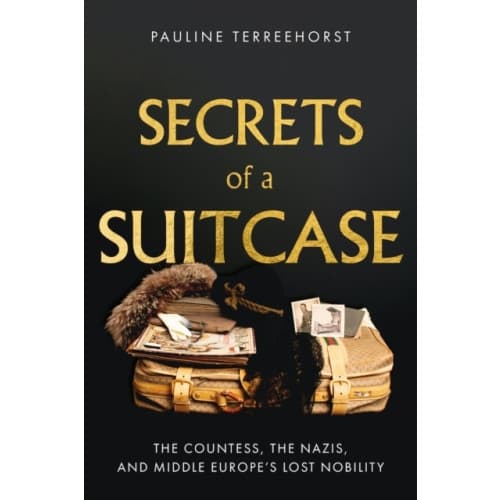 Secrets of a Suitcase (inbunden, eng)