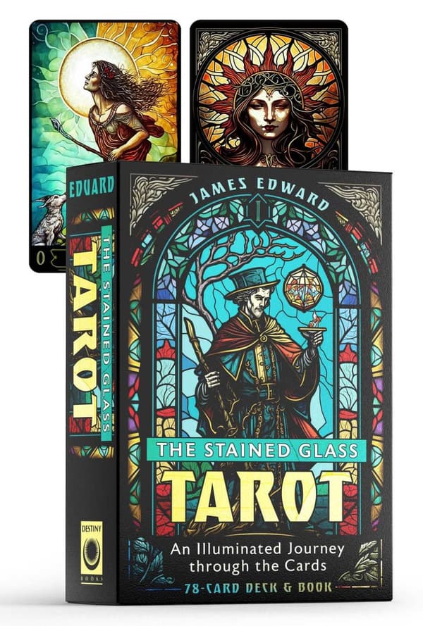 The Stained Glass Tarot 9798888500828