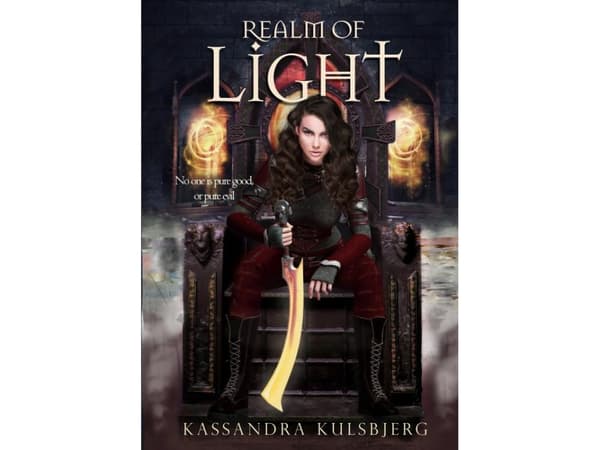 Realm Of Light | Kassandra kulsbjerg | Språk: Engelska