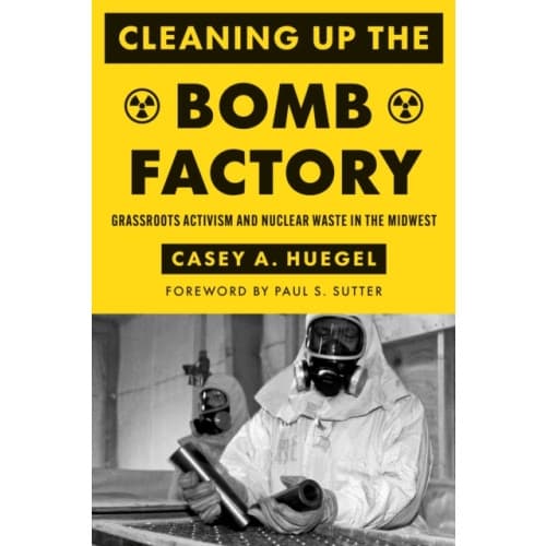 Cleaning Up the Bomb Factory (häftad, eng)