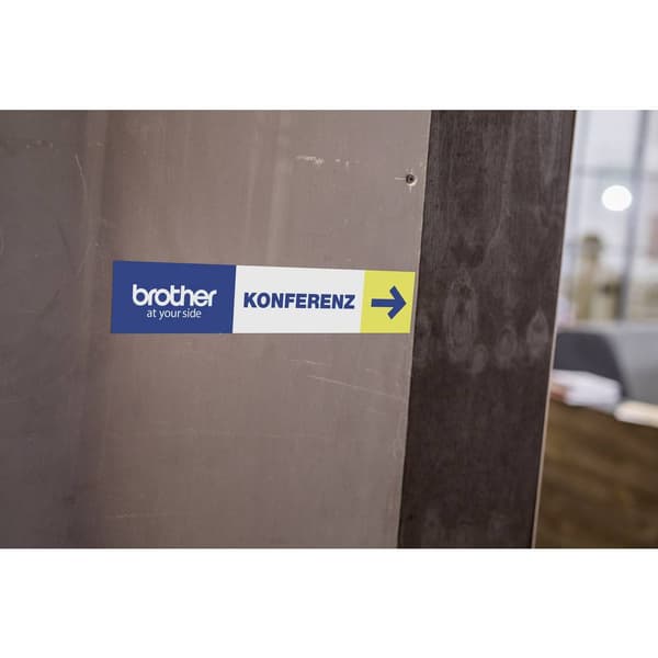 Brother VC-500W etikettskrivare ZINK (Zero-Ink) Färg 313 x 313 DPI 8 mm/sek CZ Wi-Fi