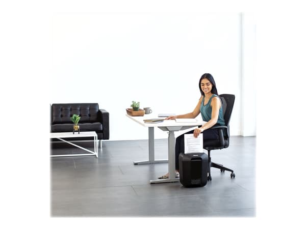 Fellowes Powershred LX45 - Silppuri - poikkileikkaus - 4 x 37 mm - P-4