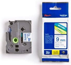 Brother TZe223 - Laminerad tejp - blått på vitt - rulle (0,9 cm x 8 m) - 1 rulle (TZE223)