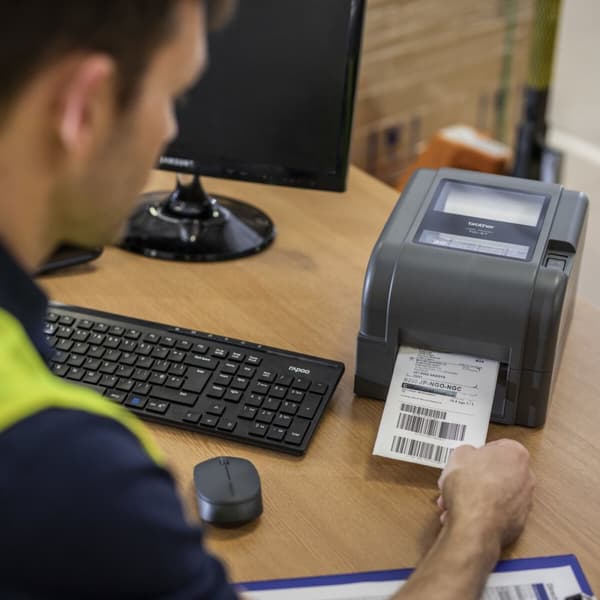 Labelprinter Brother TD-4520TN Sort Grå (1 enheder)