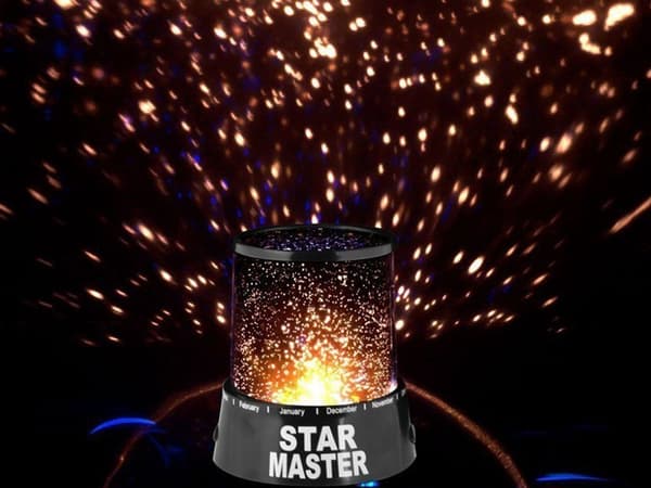 Skapa Magiska Nätter med en Elegant Projektor Sky Night Light