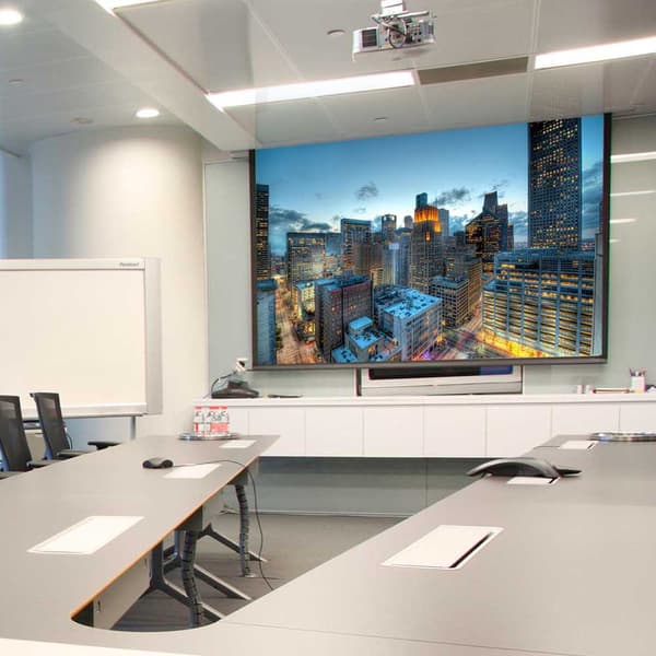Phoenix Technologies Elektrisk Projektionsskærm 100´´ 2x1.5 M Gylden