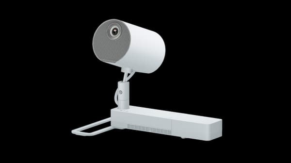 Epson LightScene EV-110-projektor med gränslös projektion, sensorbaserad upplevelse och flexibel installation för digital skyltning