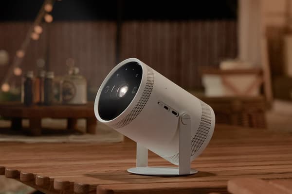 Samsung SP-LFF3CLAXXXH dataprojektor Ultra short throw-projektor DLP 1080p (1920x1080) Svart, Vit