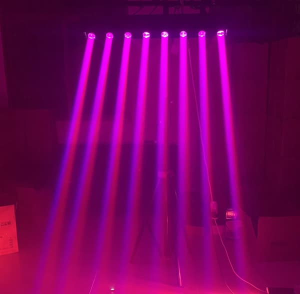 LED Scenljus, RGBW Quad LED, Rörligt Huvudstråle