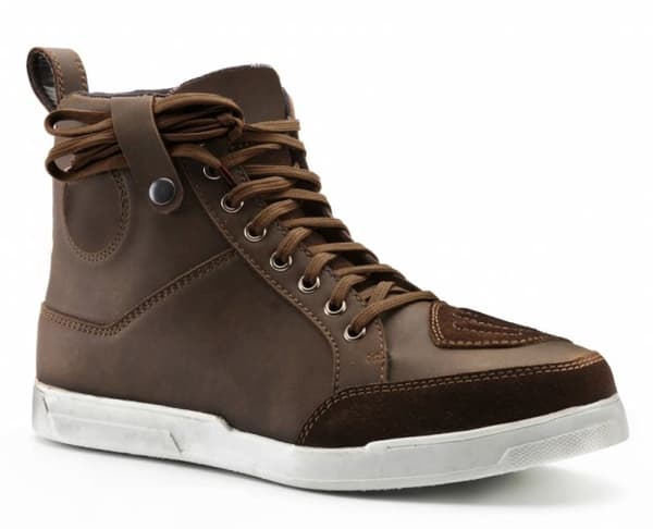 STREETRIDER VINTAGE BROWN CE MOOTTORIPYÖRÄN HARJOITUSKENTÄT MCV