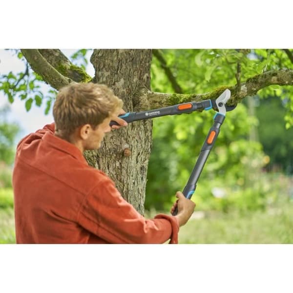Teleskopisk grepsåg - GARDENA - TeleCut Pro L - Raka blad - Diameter 50 mm - Längd 650-900 mm - 25 års garanti