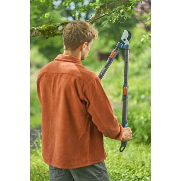 Teleskopisk grepsåg - GARDENA - TeleCut Pro L - Raka blad - Diameter 50 mm - Längd 650-900 mm - 25 års garanti