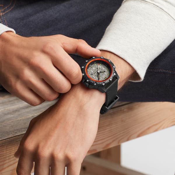 Luminox Kello Commando Frogman 3301 Musta 42 mm