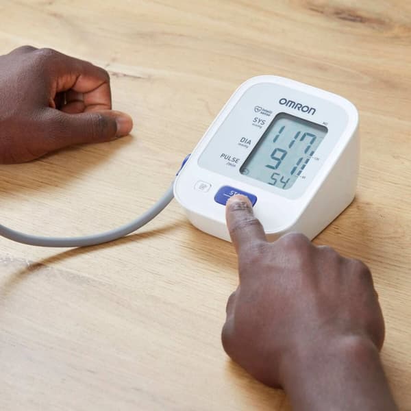 Käsivarsiverenpainemittari Omron HEM-7146-E