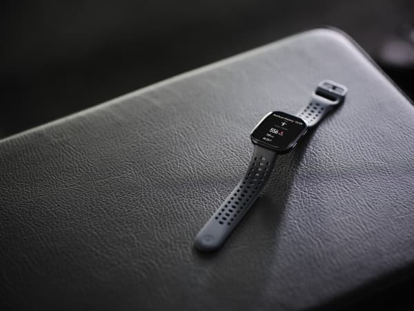 Amazfit Bip 6 Charcoal, 5 cm (1.97"), AMOLED, Berøringsskjerm, 512 GB, GPS, 27,9 g