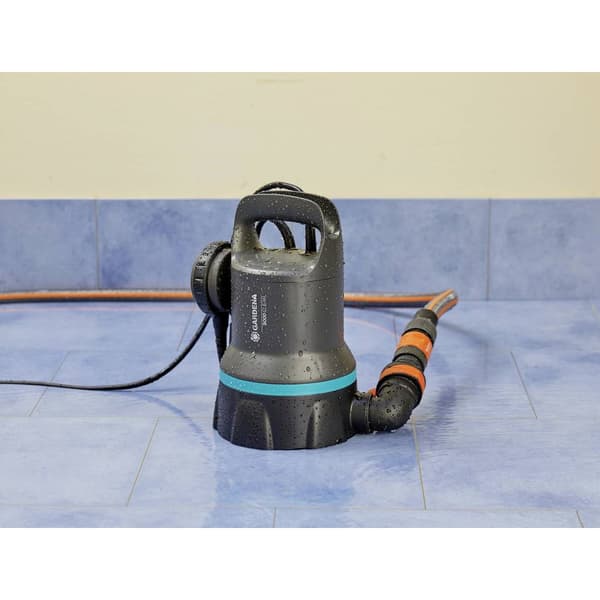 GARDENA 9000 09030-61 Klarvattenpump dränkbar 9000 l/h 6 m