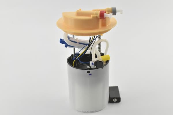 POLTTOAINEPUMPPU 31273963 31273961 2.0B VOLVO V60 S60