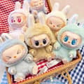 Miniatyrbillede 5 af 6: POP MART Labubu "Have a Seat" 17 cm – Samlerfigur fra The Monsters serien