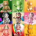 Miniatyrbillede 2 af 10: POP MART MOLLY MEGA Space Series 3 – Blind Box astronautfigur (tilfældigt indhold)