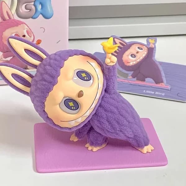 POP MART LABUBU Lazy Yoga Series – Blind Box (1 st, Slumpmässigt Innehåll)