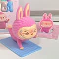 Miniatyrbild 2 av 10: POP MART LABUBU Lazy Yoga Series – Blind Box (1 st, Slumpmässigt Innehåll)