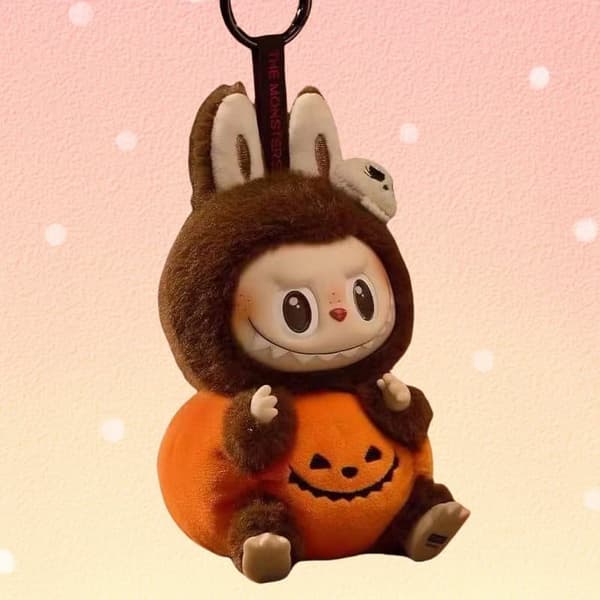 POP MART Labubu "Kurpitsa" -sarja – keräilyfiguuri n. 17 cm