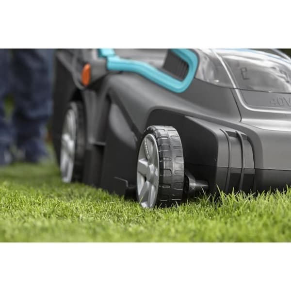 GARDENA 40V batteridriven gräsklippare - 32 cm klippt - 30L behållare - För gräsmatta 280 m²