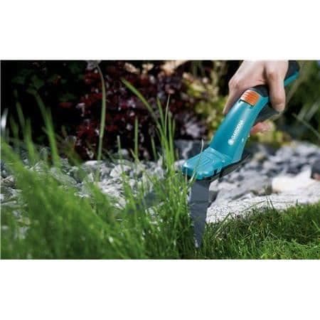 GARDENA Comfort grässax - Vågiga blad - Styrdyna - Non-stick beläggning - 25 års garanti (8733-20)