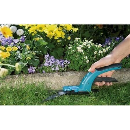 GARDENA Comfort grässax - Vågiga blad - Styrdyna - Non-stick beläggning - 25 års garanti (8733-20)