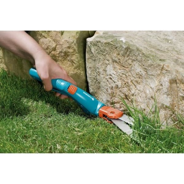 GARDENA Gräsax - Vågiga blad - Ergonomiskt handtag - Styrdyna - 360° - 25 års garanti