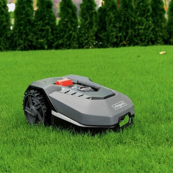 Ansluten gräsklippare 600m2 Scheppach RoboCut XL600 med laddningsstation | Upp till 600 m² | Regnsensor | WiFi & BT
