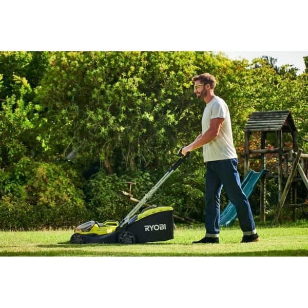 RYOBI - 36V HYBRID push-klippare (drivs av 2 ONE+™-batterier) - 37 cm kapning + 2 5 Ah-batterier &amp; laddning. - RY18LMH37A-250
