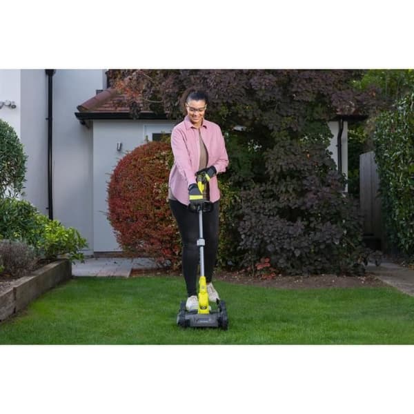RYOBI - 18V ONE+ 3-i-1 Gräsklippare - Gräsklippare / Trimmer / Kantskåp. - 30 cm snitt + 2 Ah batteri & laddning. -RY18LMC30A-120