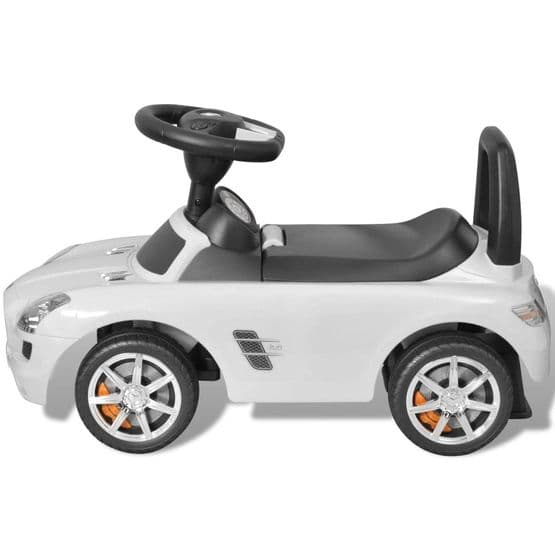 Vit Mercedes Benz Trampbil