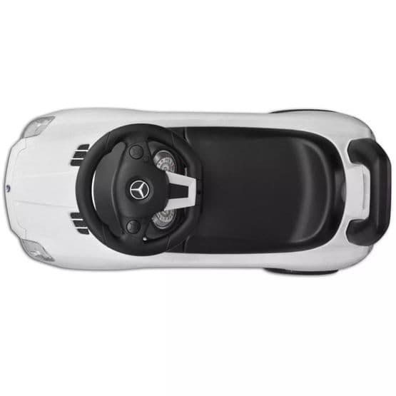 Vit Mercedes Benz Trampbil