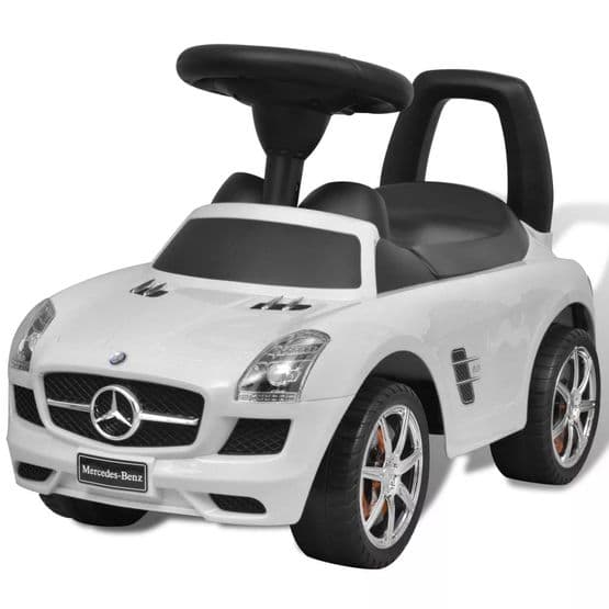 Vit Mercedes Benz Trampbil