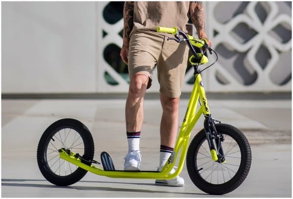 HyperMotion potkulauta lapsille ja nuorille, City Scooter suurilla, ilmatäytteisillä renkailla 2"16" (40 cm), teräsrunko, säädettävä ohjaustanko
