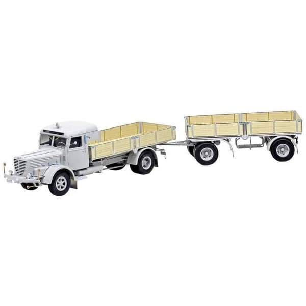 Lastbilsmodell - REVELL - Büssing 8000 S 13 med släp - Skala 1:24 - Vit - Plast