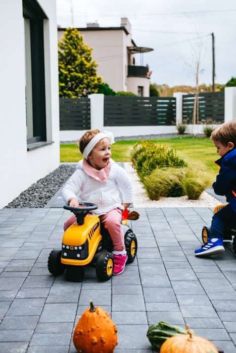 JCB traktorhållare med släp och tillbehör - FALK - Från 12 månader - 100 % tillverkad i Frankrike - 40 % återvunnen plast