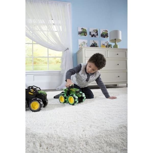 JOHN DEERE Monster Treads Truck med lätta hjul - grön, svart och gul - för barn från 3 år och uppåt