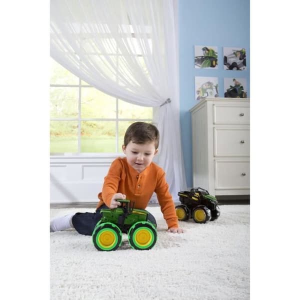 JOHN DEERE Monster Treads Truck med lätta hjul - grön, svart och gul - för barn från 3 år och uppåt