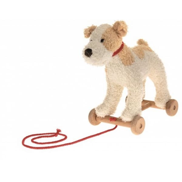 Egmont Toys - Eliot the pull dog