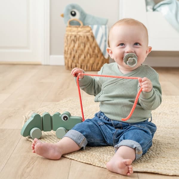 Pull along Wiggle Croco Grön Done By Deer
