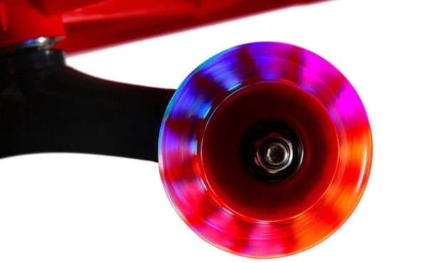 LED-valaistu heiluva auto lapsille ja aikuisille - turvallinen, hauska ajo 360° ohjauksella ja drift-mahdollisuudella
