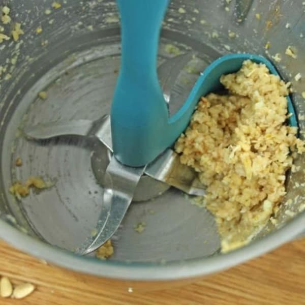 ZA02182-1st Roterande roterande skrapa för borttagning av Thermomix Uppsamling och portionering Matberedare Matlagningstillbehör
