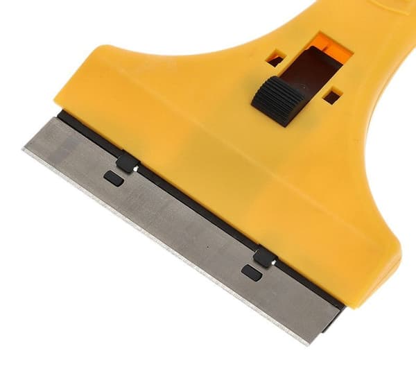 Universalskrapa 100mm Hardy serie *51* plus 4 blad